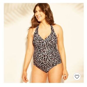 NWOT Ingrid & Isabel Maternity Swimsuit